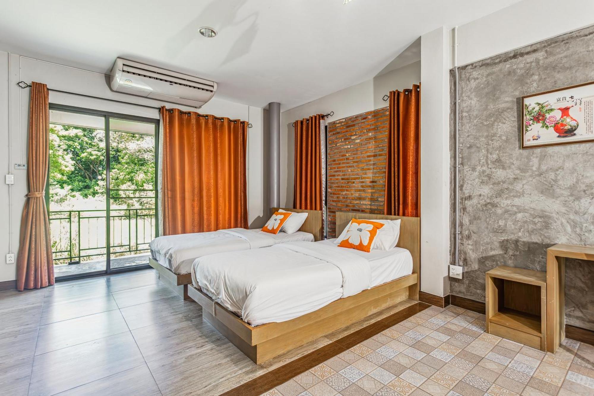 Busaya Resort Nakhon Pathom Bagian luar foto