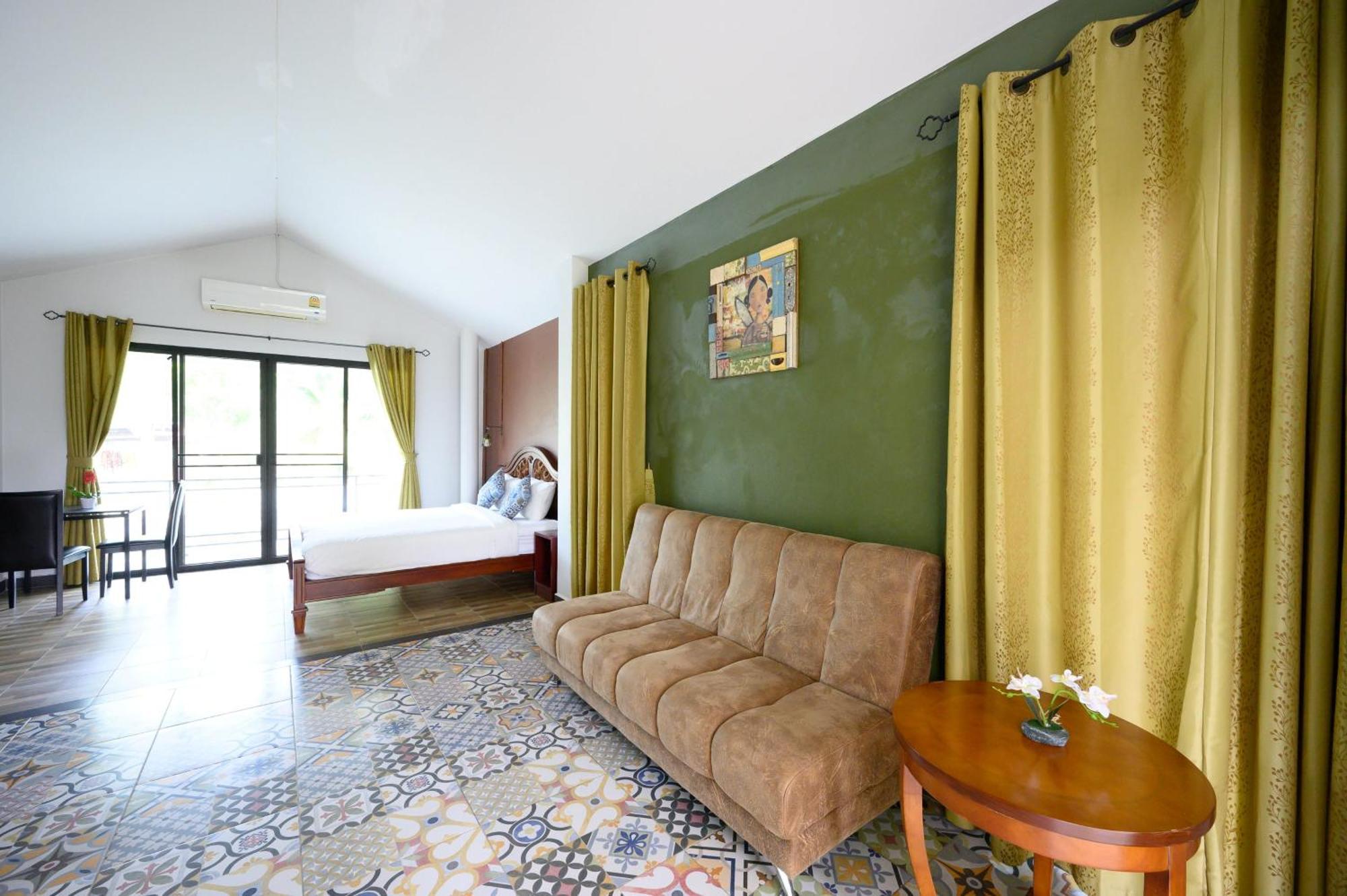 Busaya Resort Nakhon Pathom Bagian luar foto